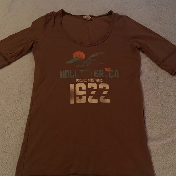 Hollister size medium tee shirt - Picture 1 of 6